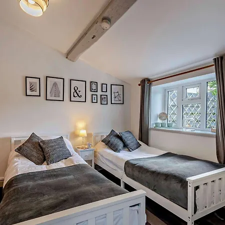 2 Bed In Hawes 94812 * Marsett
