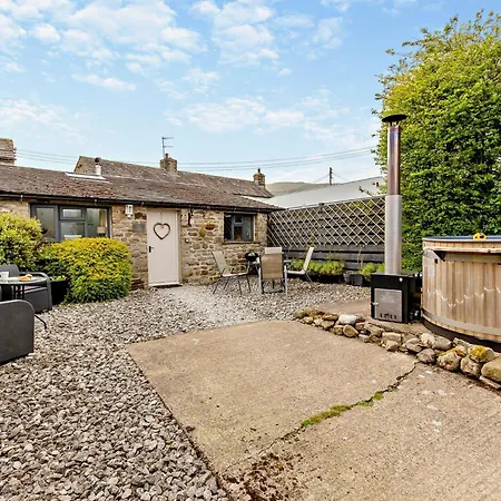 2 Bed In Hawes 94812 Marsett