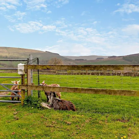 2 Bed In Hawes 94812 Marsett